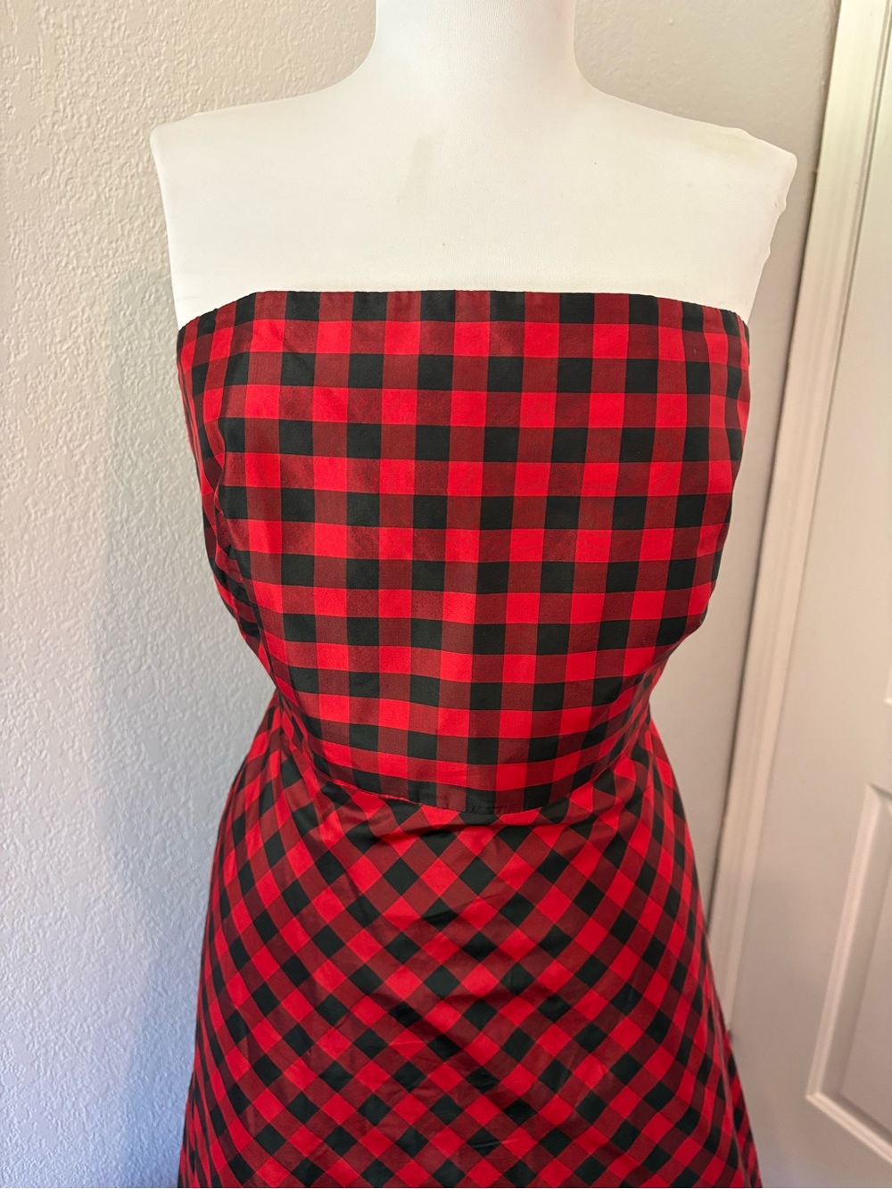 J. Crew vintage silk red black buffalo check strapless midi dress size 10 - Picture 3 of 5